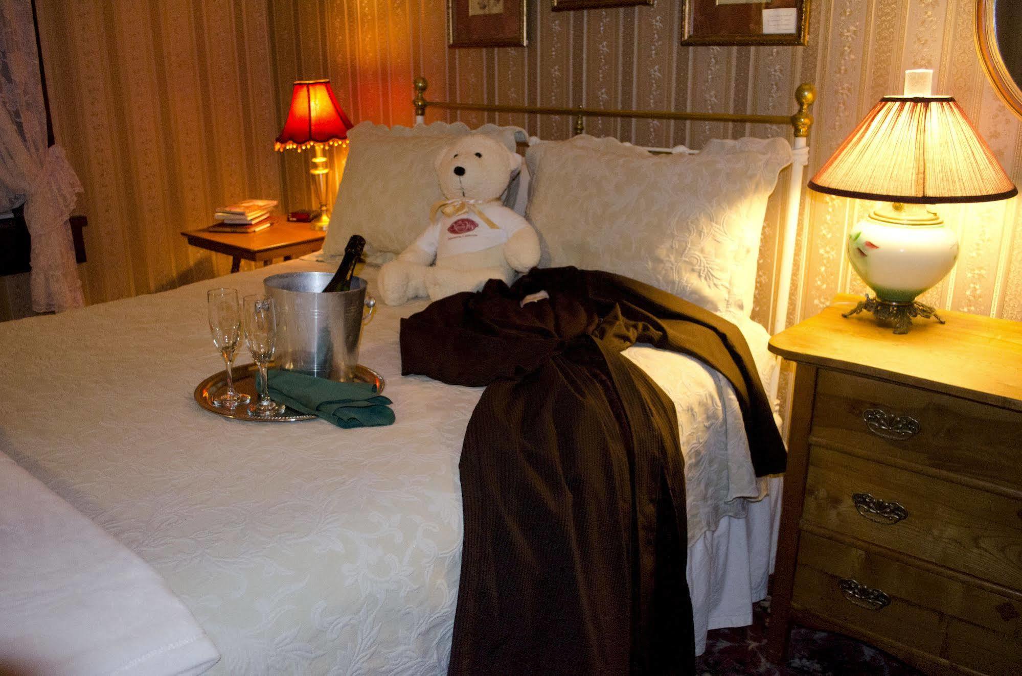 The National Hotel ジェームズタウン エクステリア 写真
